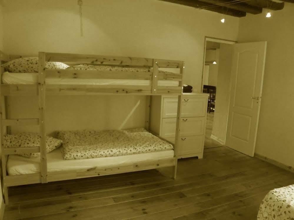 Domaine Du Moulin De Champie - Versailles - Gites & Suites Feucherolles Esterno foto